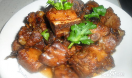 红烧排骨的做法视频,色泽红亮，肉质鲜嫩，一学就会